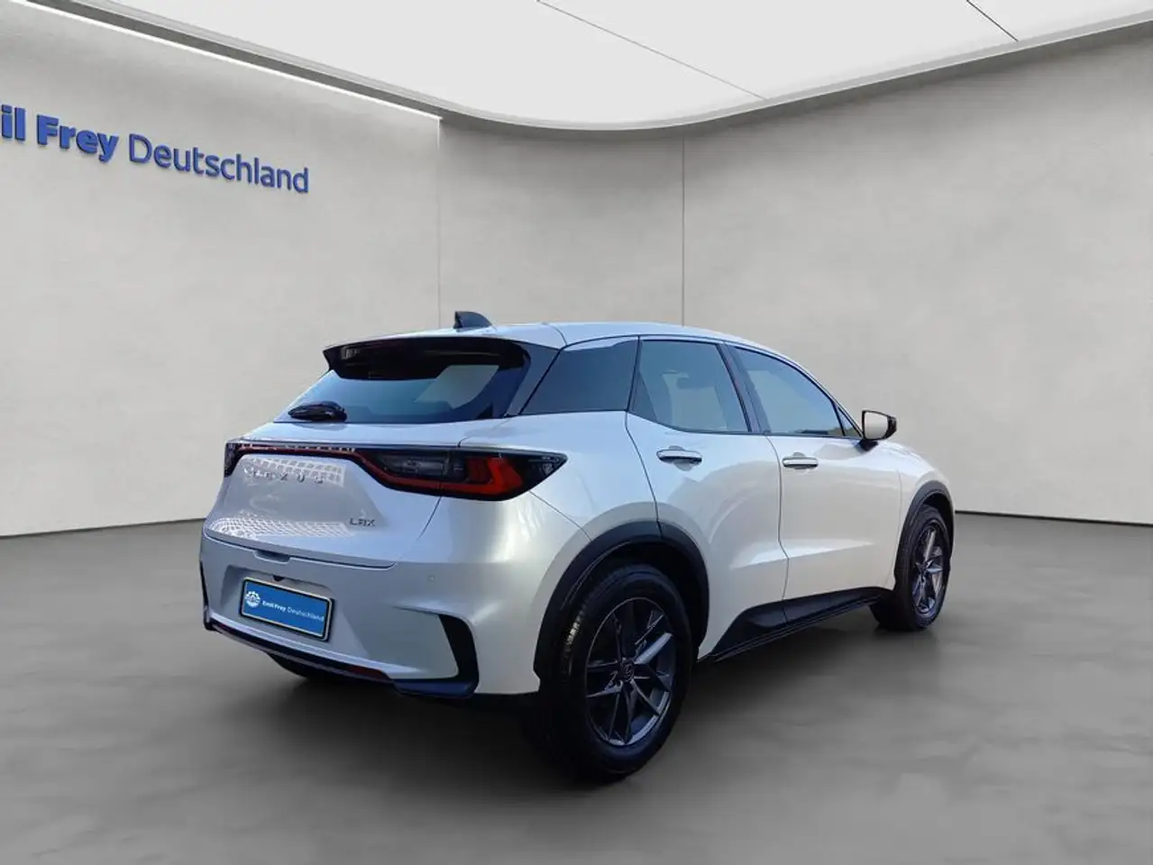 Lexus LBX FWD Komfort Paket Totwinkel-Assist Navi LED 6
