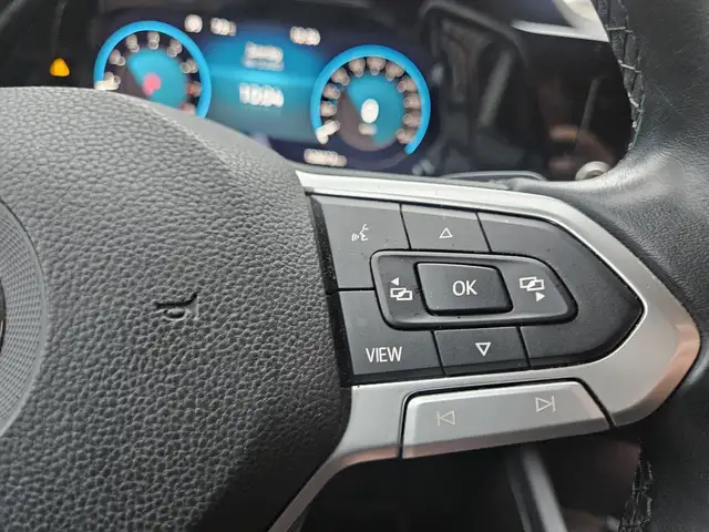 Volkswagen Golf view 15
