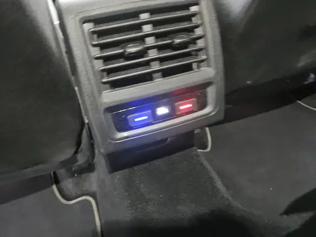 Volkswagen Golf view 19