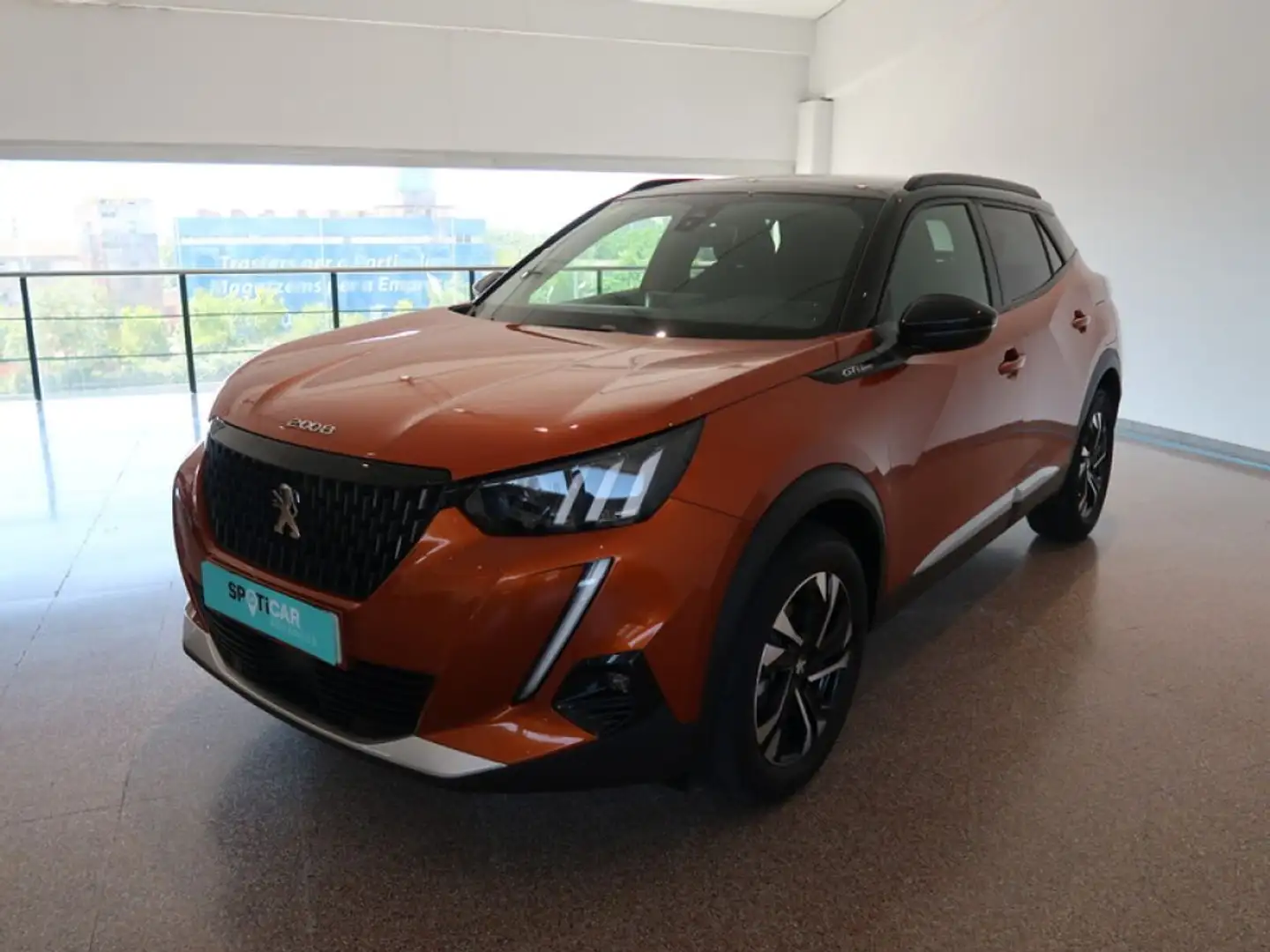 Peugeot 2008 1.2 PureTech S&S GT Line 130 Oranje - 2