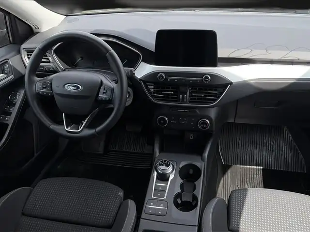 Ford Focus view 15