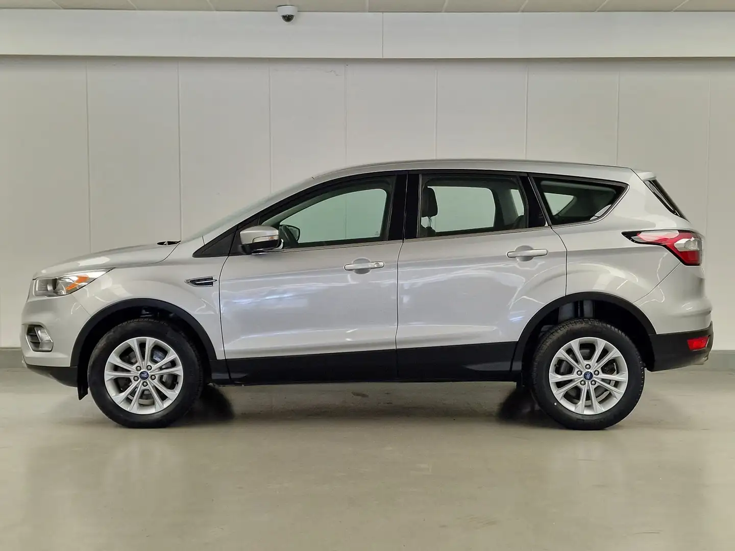 Ford Kuga 1.5 TDCI 120 CV TITANIUM CARPLAY CLIM REG JA Gris - 2