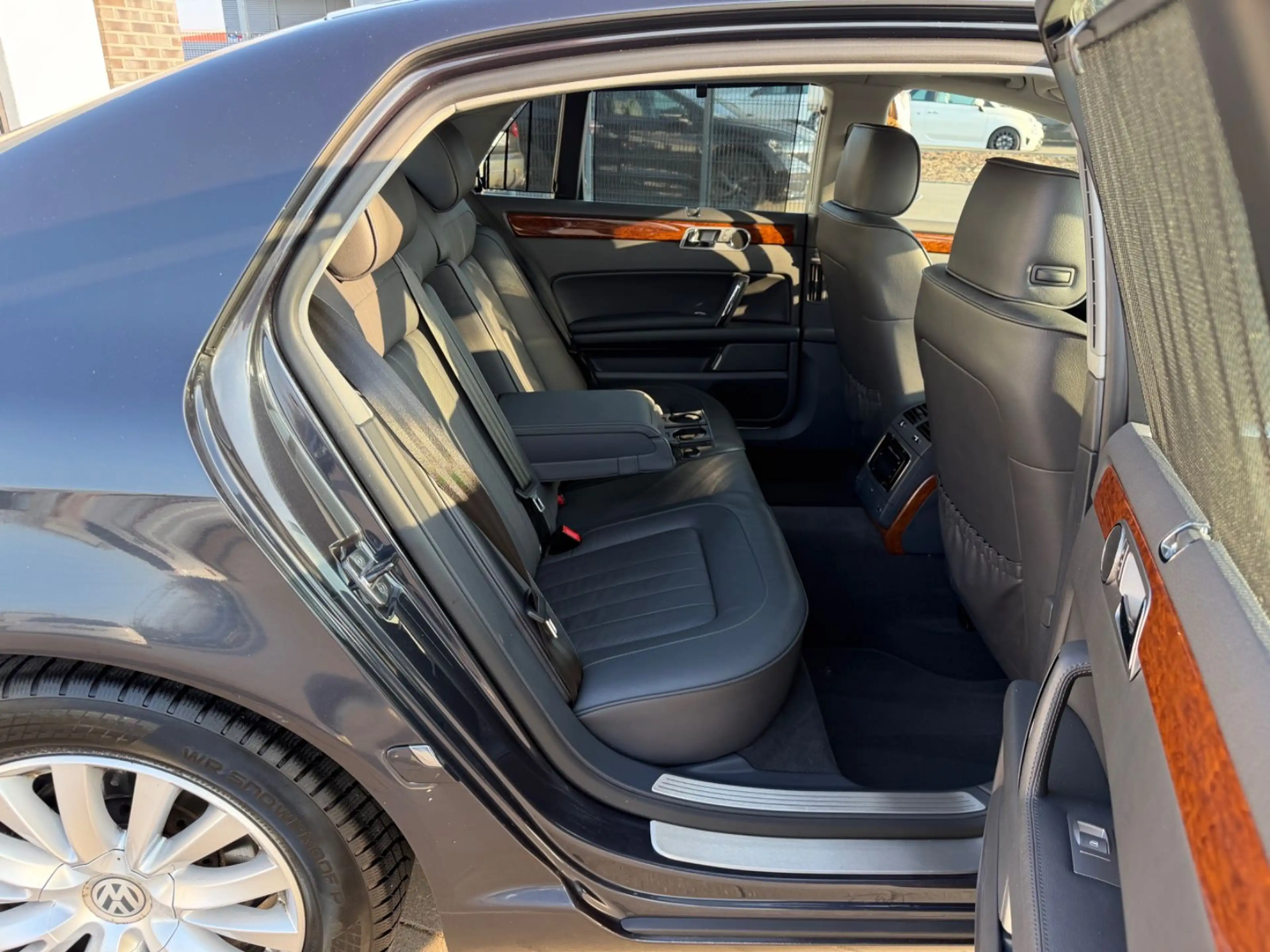 Volkswagen Phaeton V6 TDI 4Motion*KAMERA*NAVI*LEDER*2.HAND* — photo 15