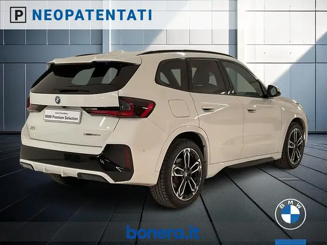BMW X1 view 6
