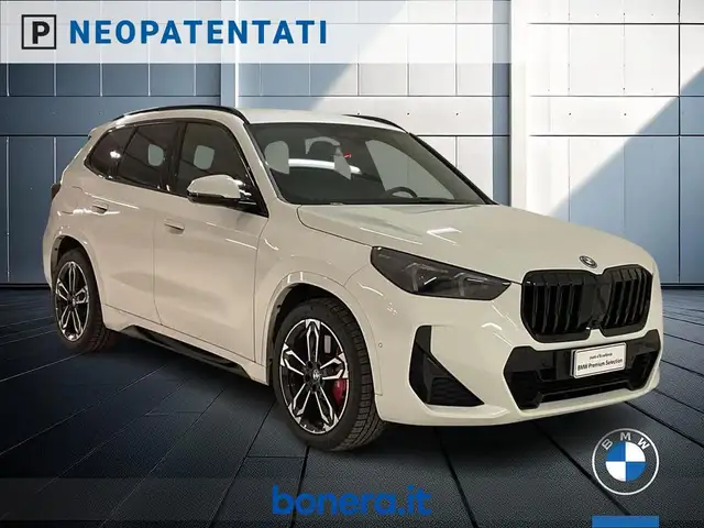 BMW X1 view 4
