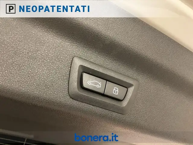 BMW X1 view 14
