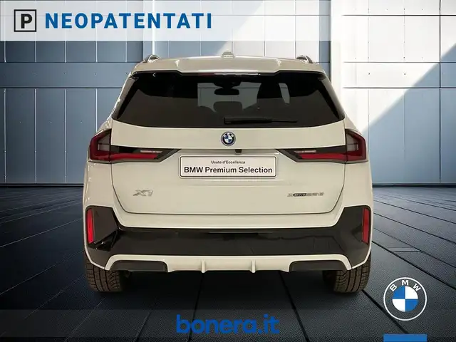 BMW X1 view 7
