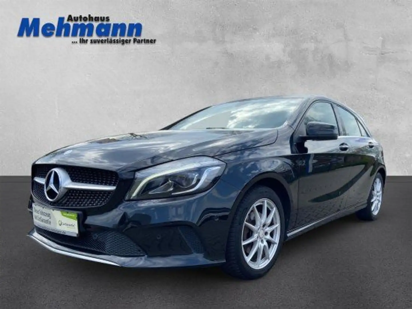 Mercedes-Benz A 200 Urban Autom.  *Navi*LED-Scheinw.*Shz.*Temp Schwarz - 1