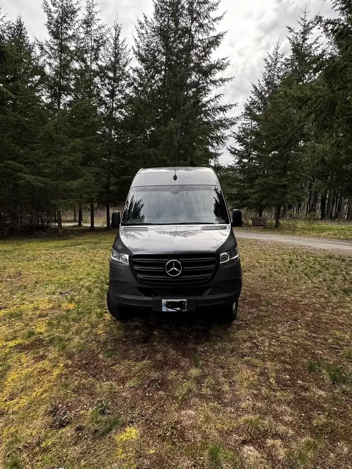 Mercedes-Benz Sprinter снимка Mercedes-Benz Sprinter
