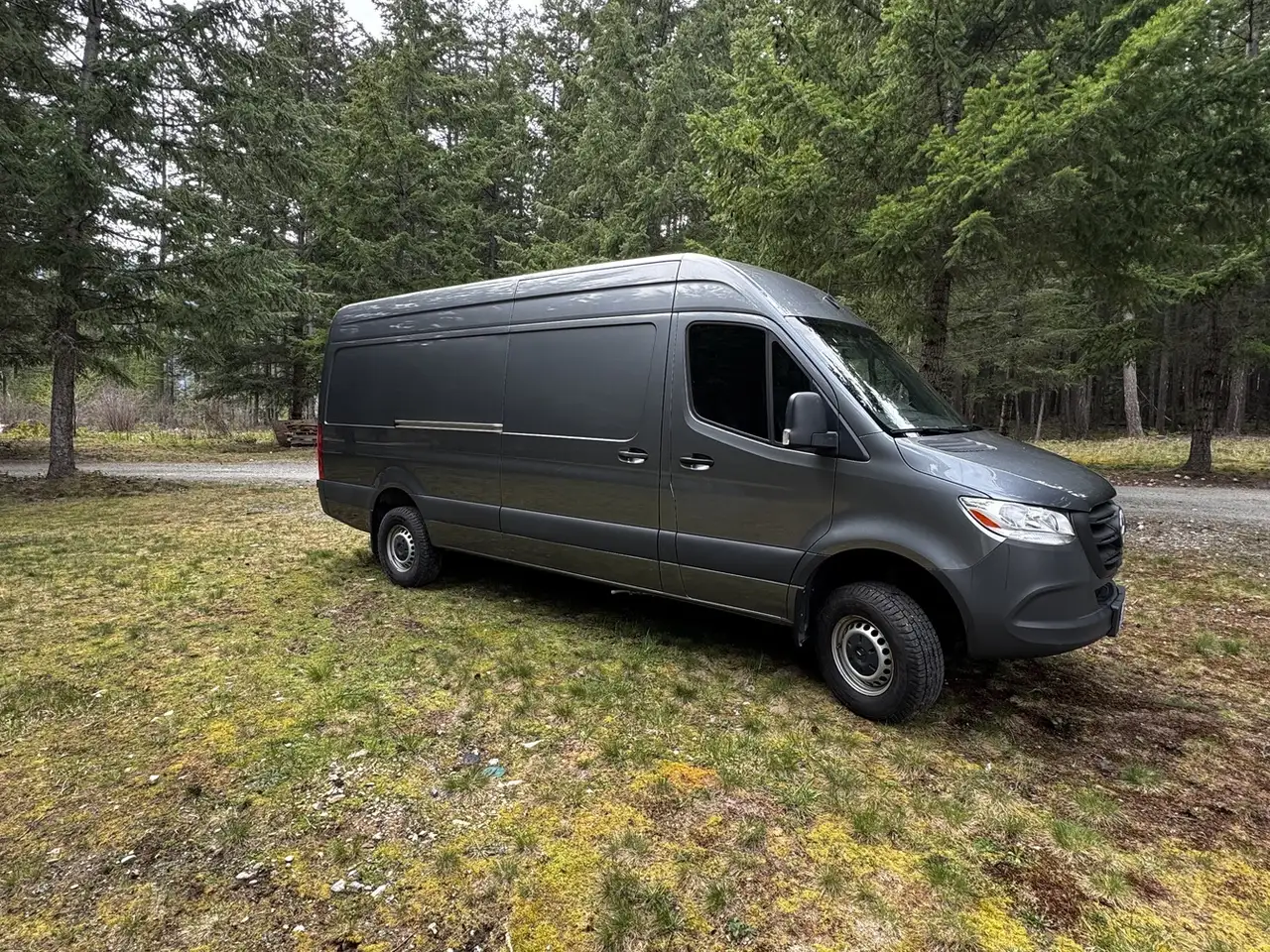 Mercedes-Benz Sprinter снимка Mercedes-Benz Sprinter