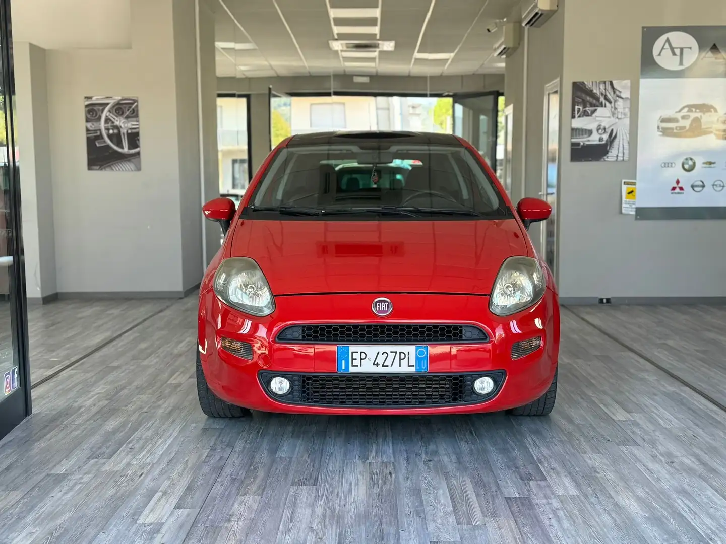 Fiat Punto Punto 3p 1.4 m-air 16v t. Sport s Kırmızı - 1