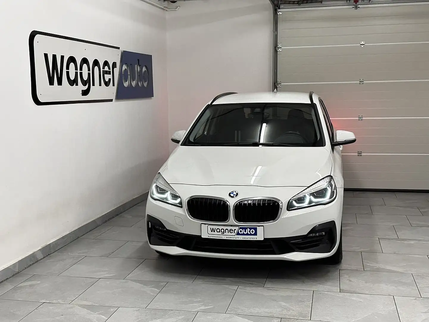 BMW 218 d Active Tourer Sport Line Aut.LCI/LED/ACC/Navi... Weiß - 1