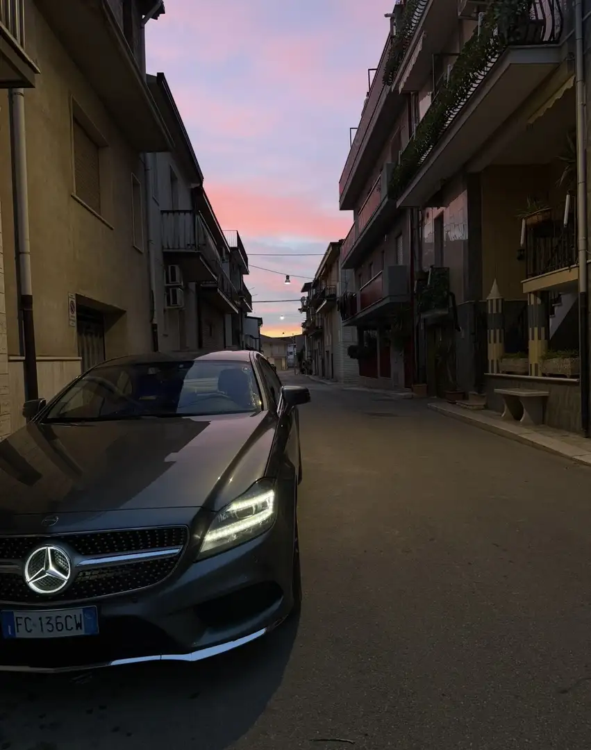 Mercedes-Benz CLS 220 d (bt) Premium auto - 1