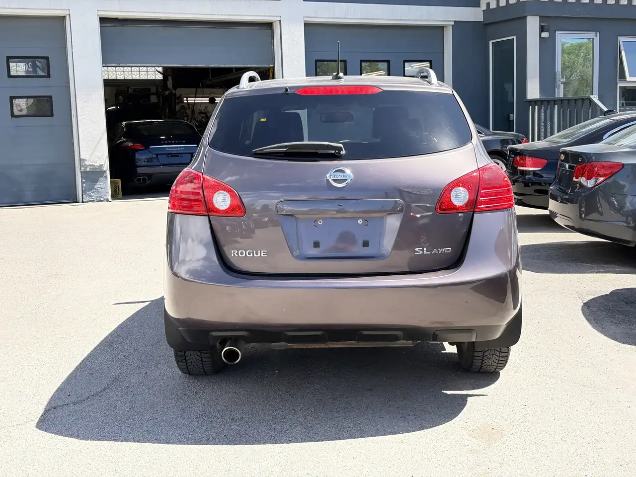 Nissan Rogue снимка Nissan Rogue