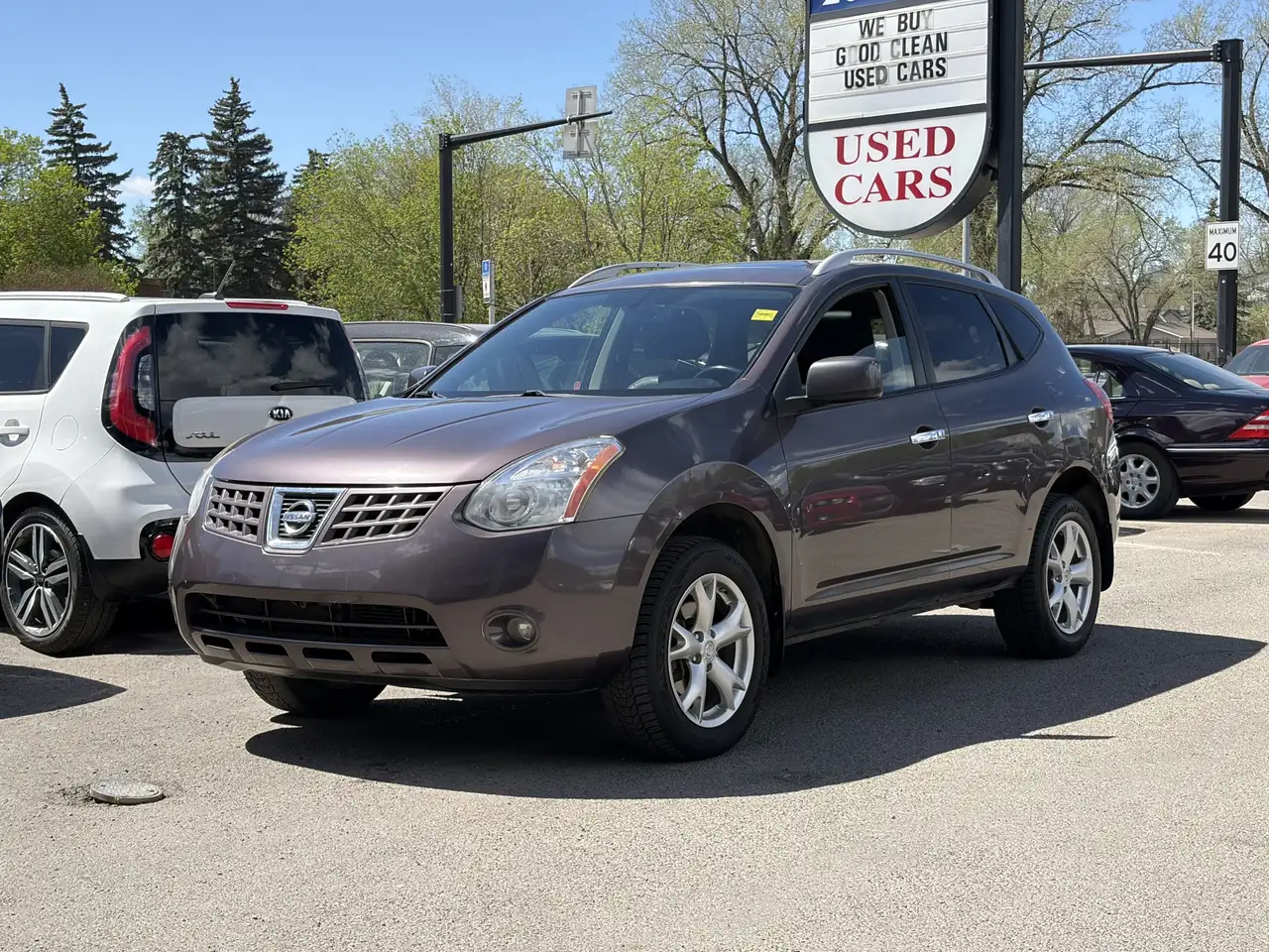 Nissan Rogue снимка Nissan Rogue