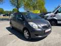 Toyota Yaris 1.0 Basis Klima Radio/CD 8-Fach bereift Grau - thumbnail 3