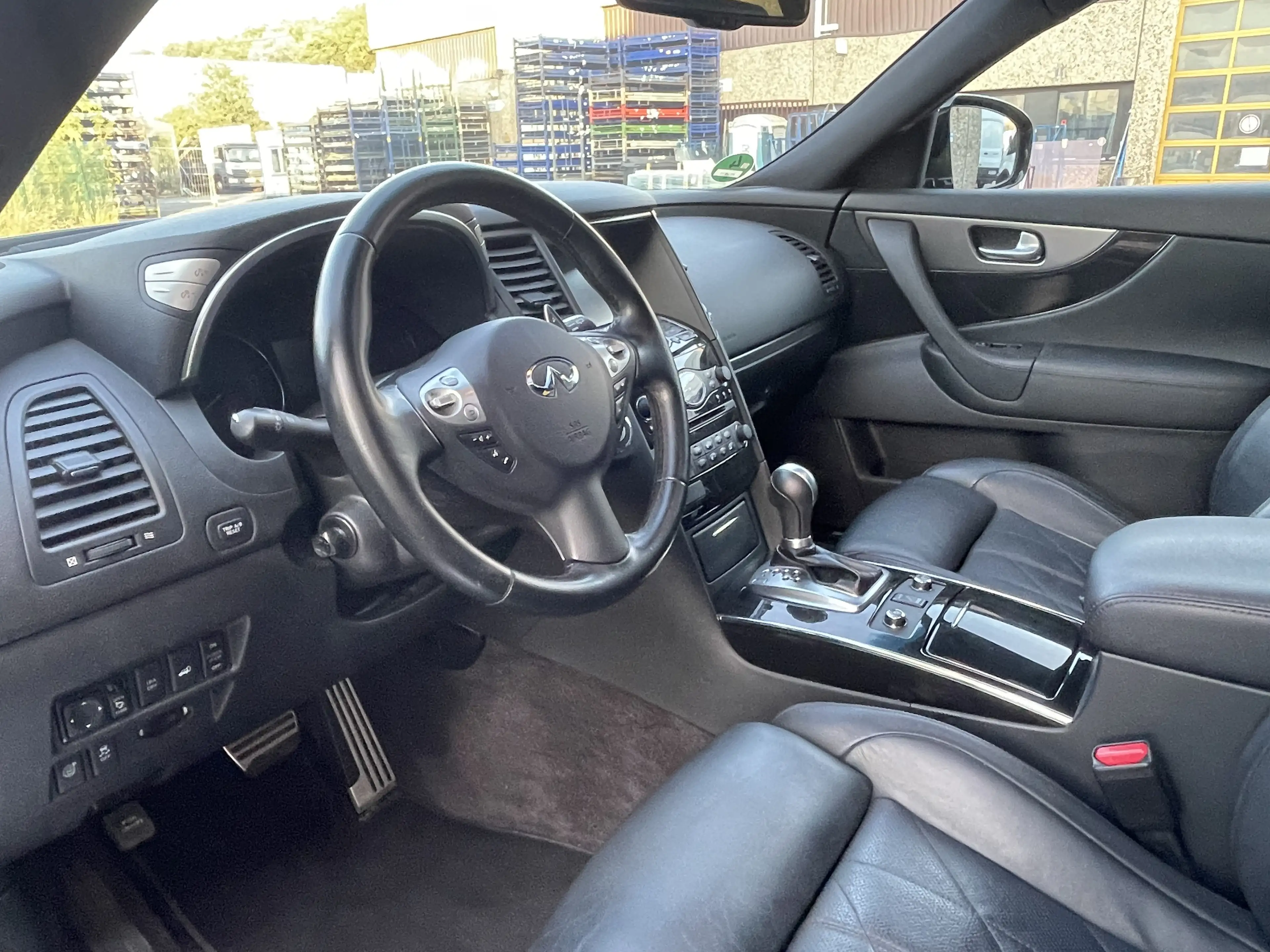 Infiniti QX70 S 3.0 D GT AWD SUV 2.H Voll S-Heft Top Gepflegt — photo 5