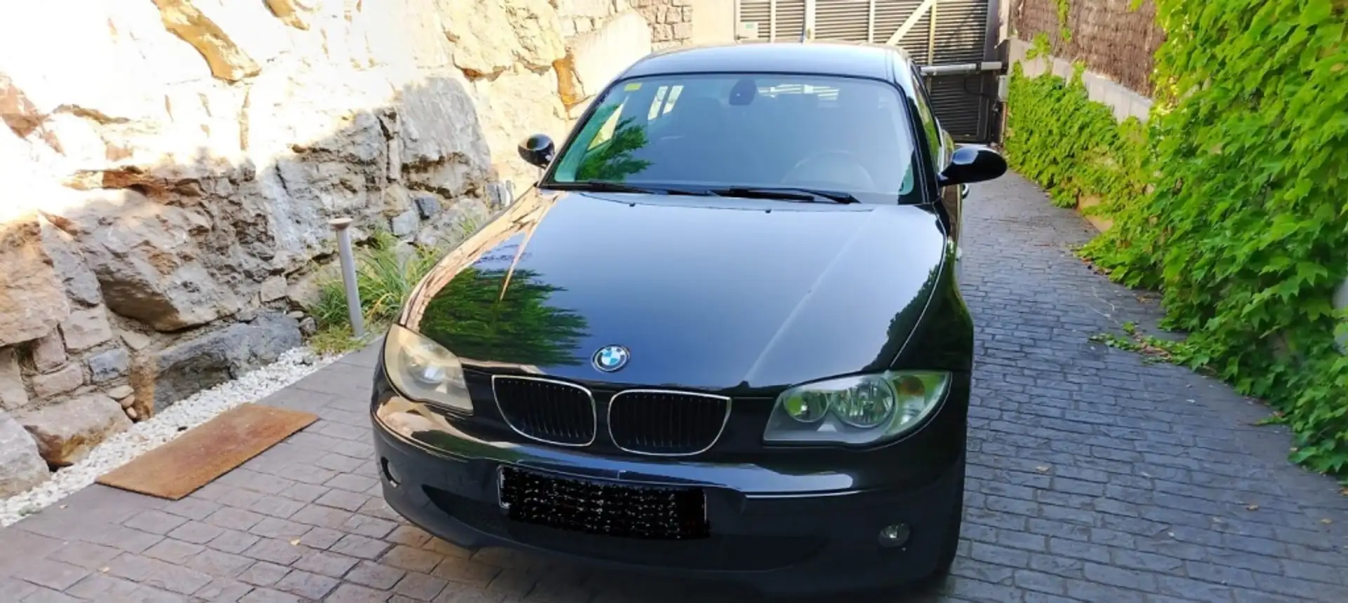 BMW BMW Serie 1 Pequeño  Manual de 5 Puertas Negru - 2