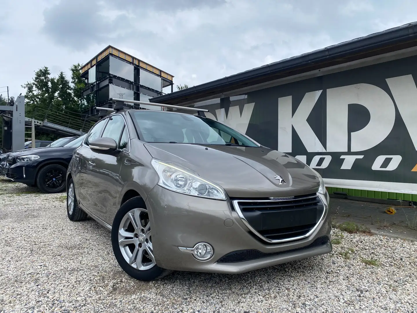 Peugeot 208 208 82 VTI Style Beige - 1