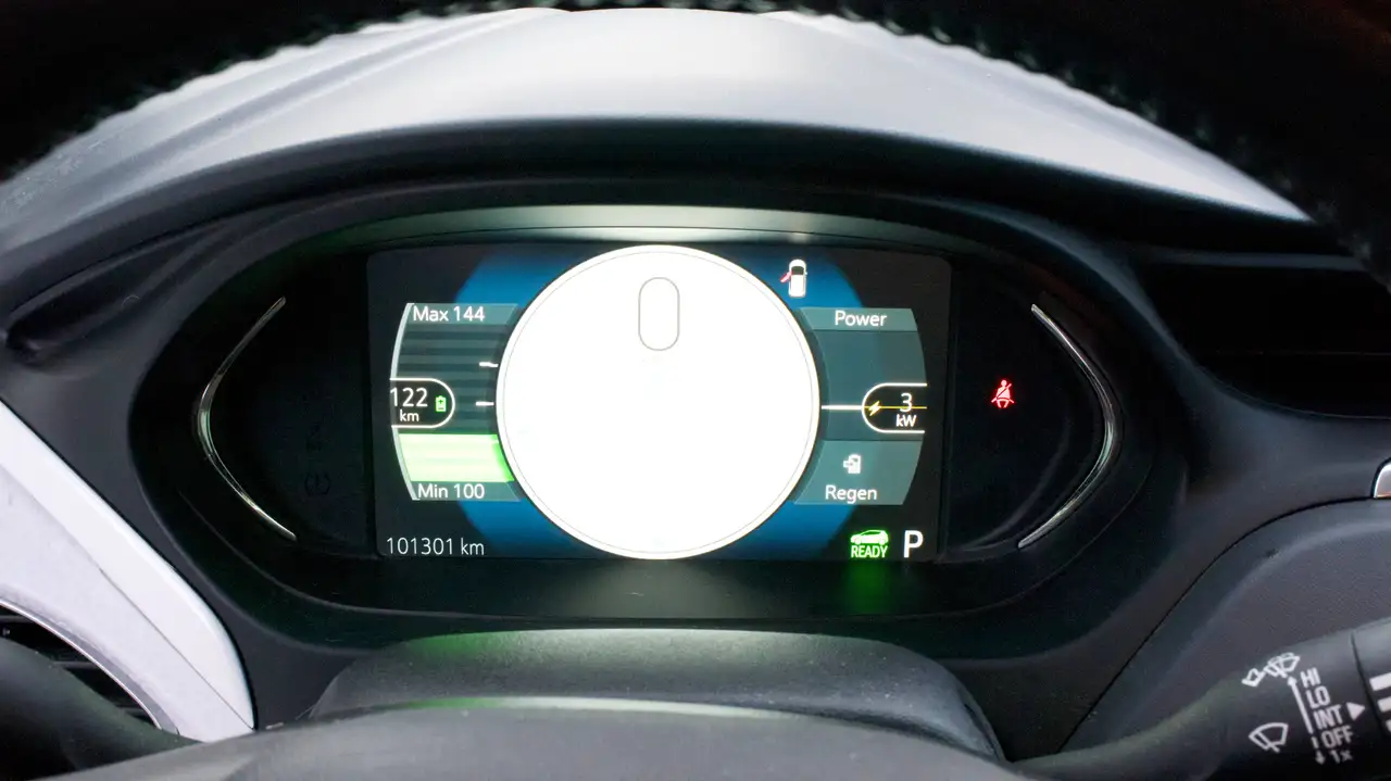 Chevrolet Bolt photo Chevrolet Bolt