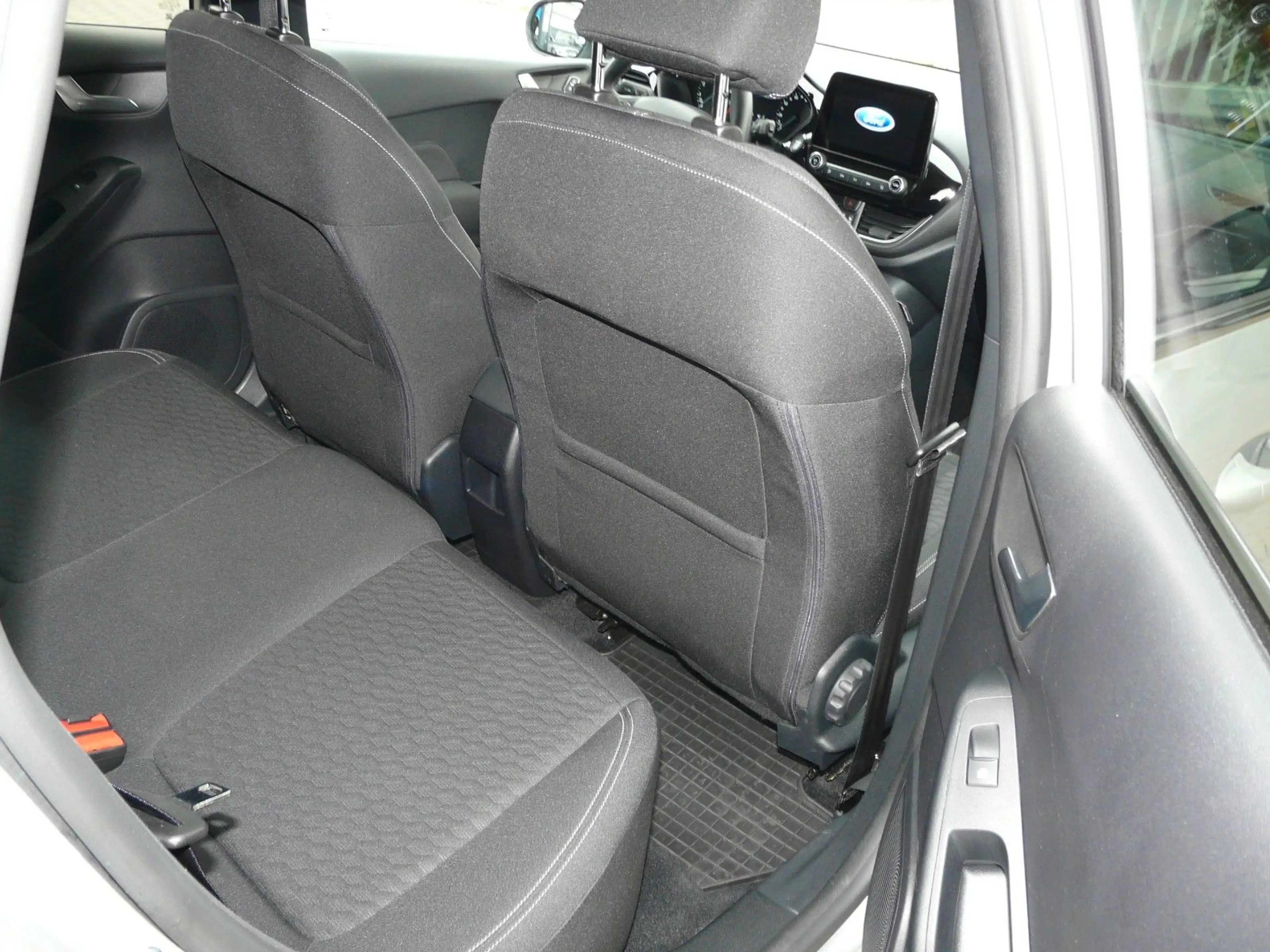 Ford Fiesta Titanium X *Automatik* — photo 14