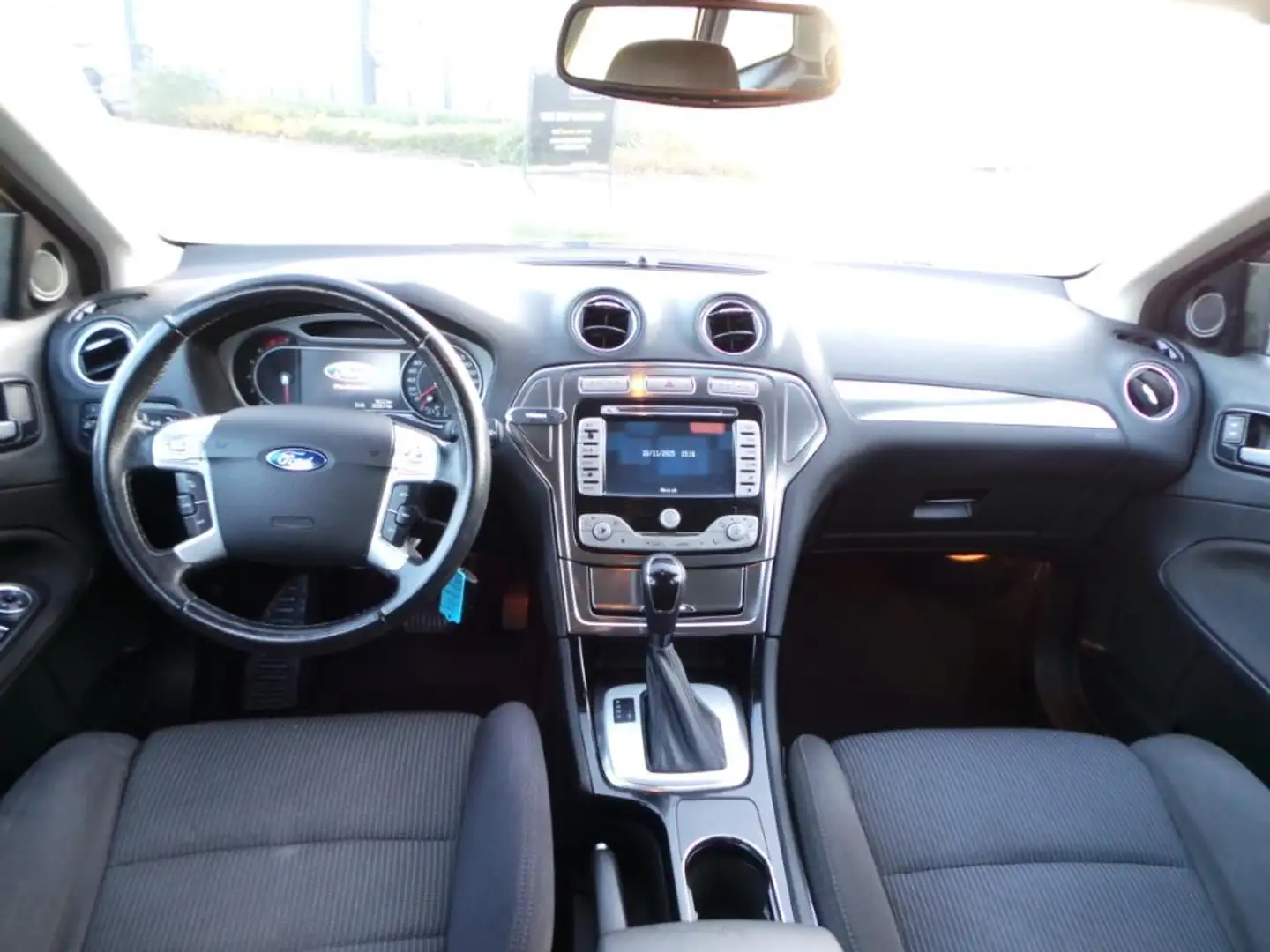 Ford Mondeo Wagon 2.3-16V Titanium ( INRUIL MOGELIJK ) Zwart - 2