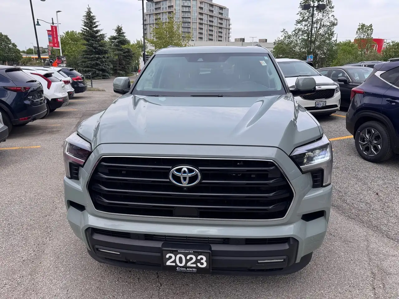 Toyota Sequoia photo Toyota Sequoia