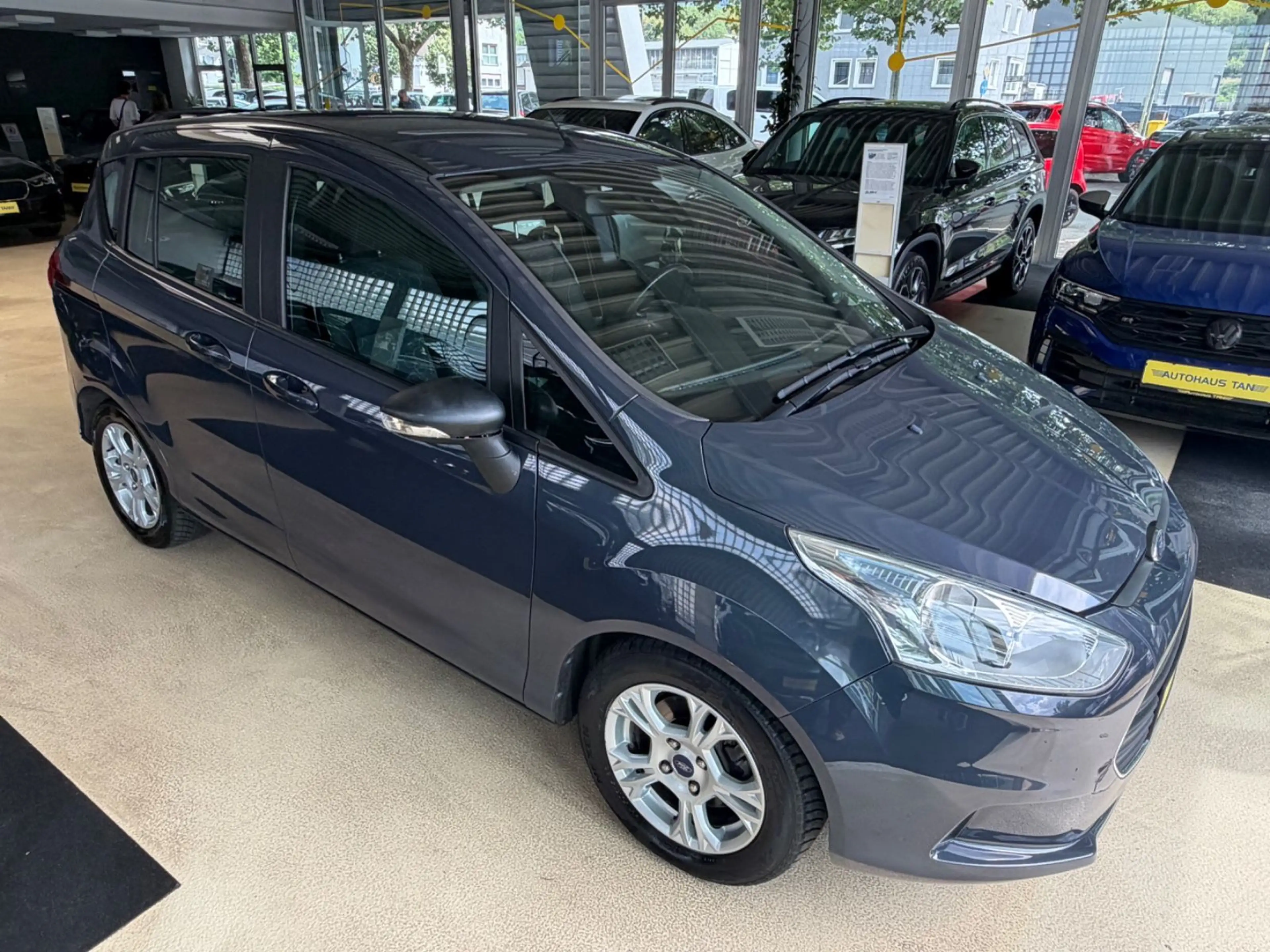 Ford B-Max B-MAX Sync Edition — photo 11