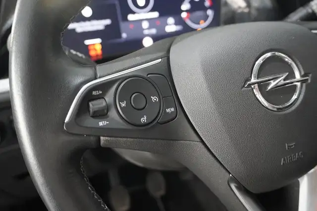 Opel Grandland X view 19