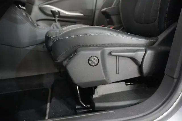 Opel Grandland X view 13