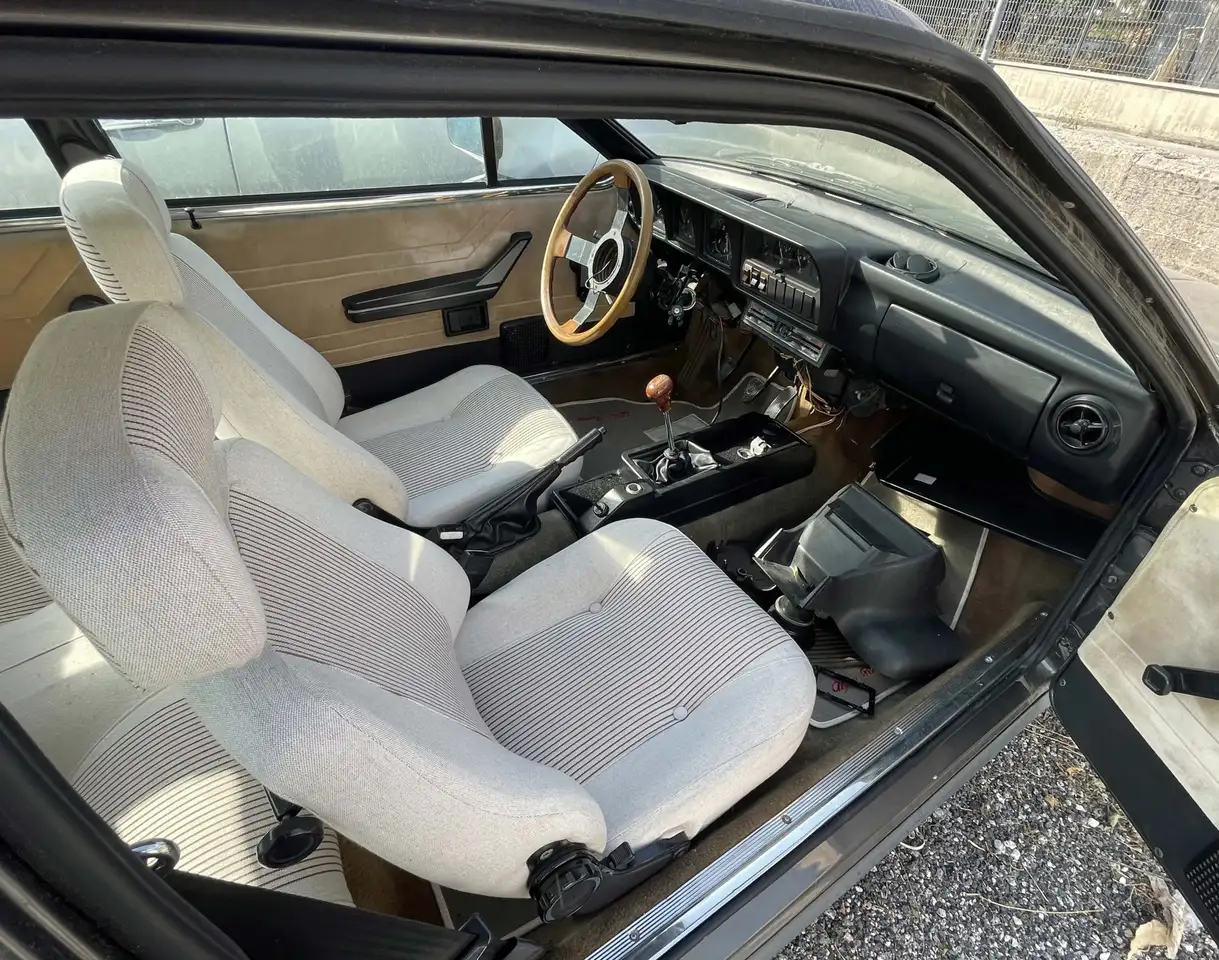Alfa Romeo GTV 2.0, foto 4