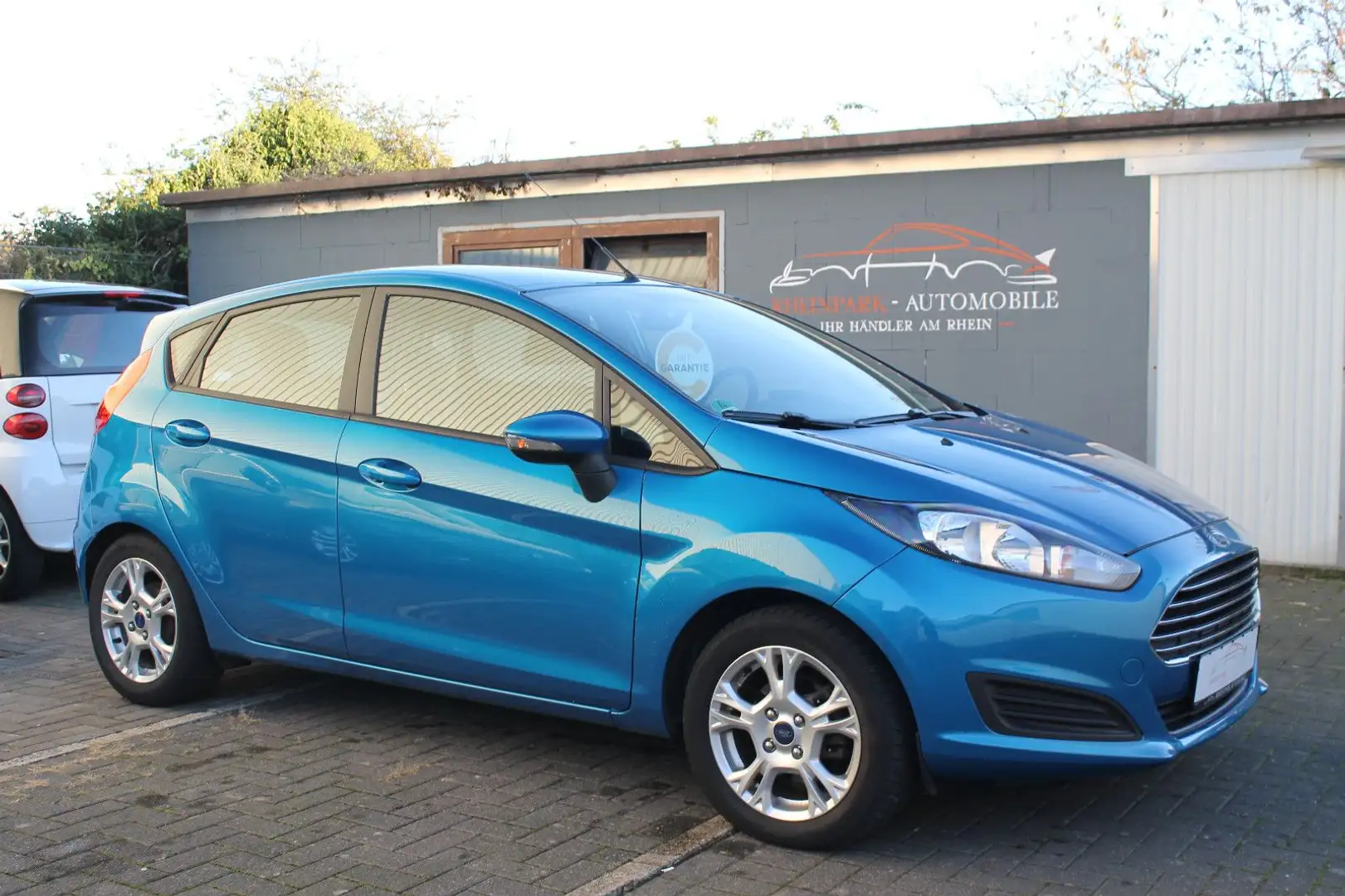 Ford Fiesta Sync Edition *1 Hand *Klima* Blau - 2
