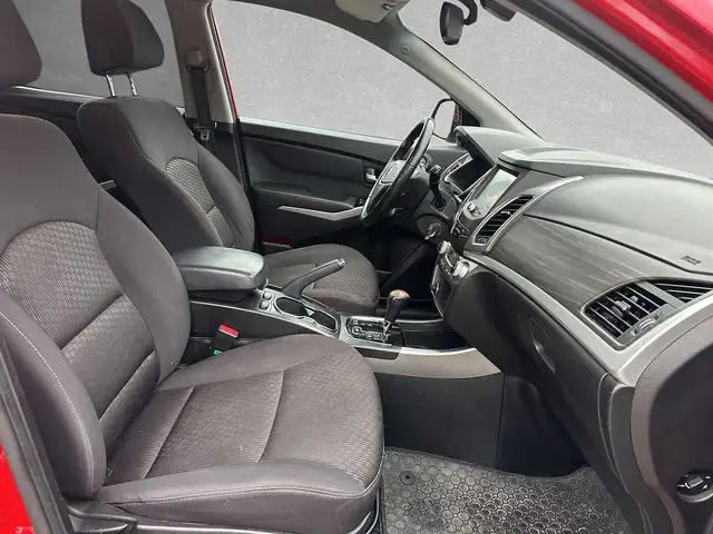 KGM Korando view 3