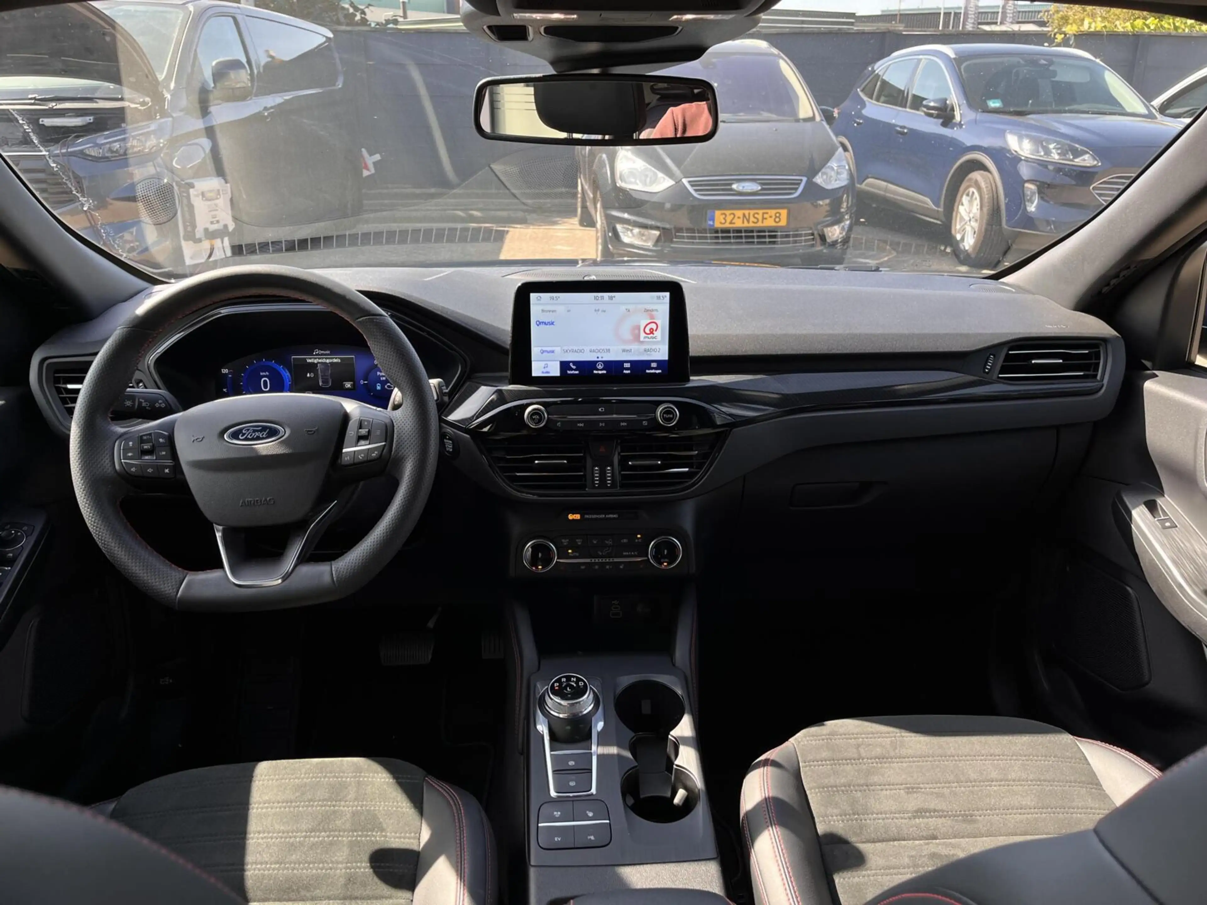 Ford Kuga 2.5 PHEV ST-Line X 225PK Adaptieve Cruise Winterpa — photo 4