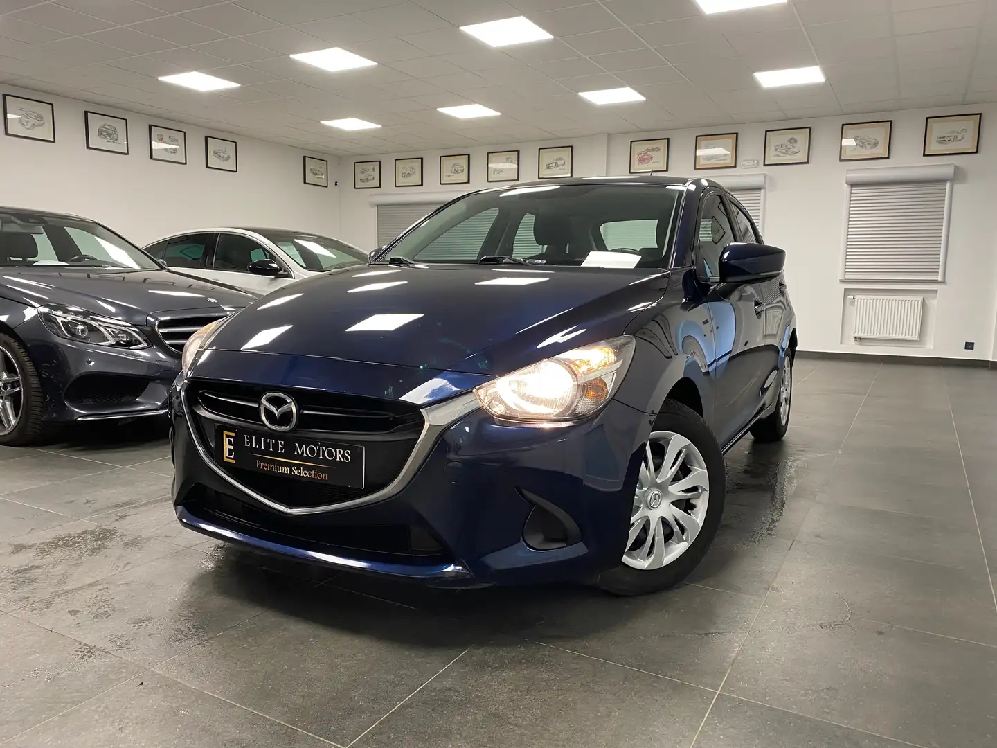Mazda 2 1.5i Skyactiv-G Skymove/ 1erMAIN/ CARNET/CLIM Fekete - 1