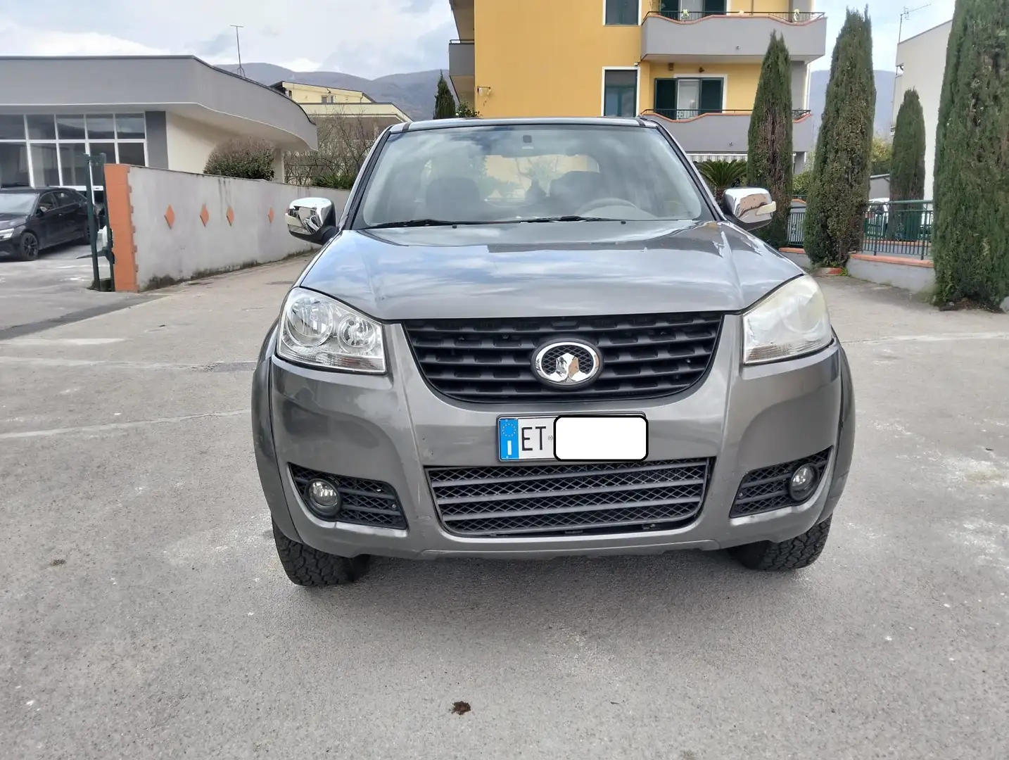 Great Wall Steed Steed  DC 2.0 tdi 140cv  4x4 Grau - 2