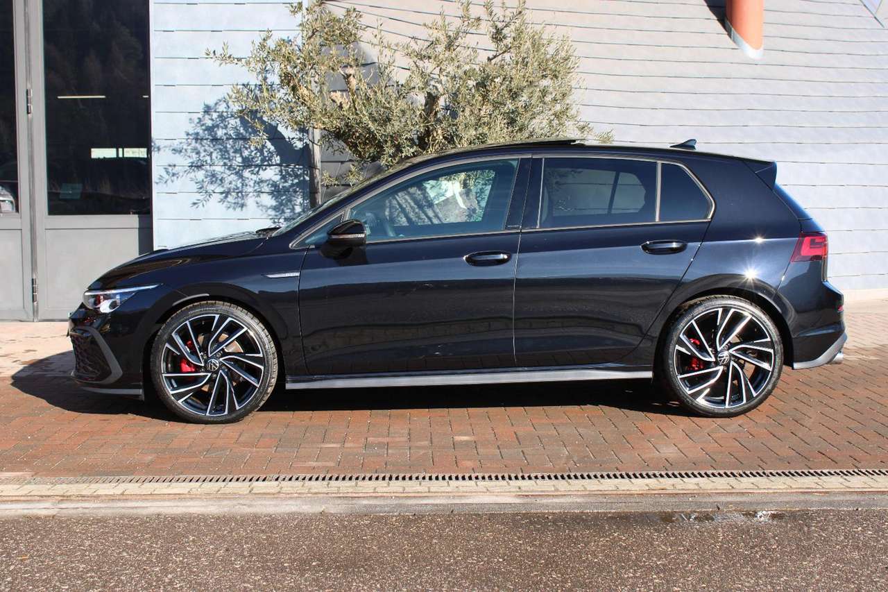 Volkswagen Golf 2.0TDI GTD DSG TETTO-19"-MATRIX-GANCIO