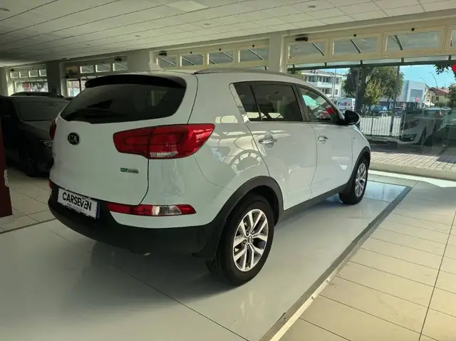 Kia Sportage view 4
