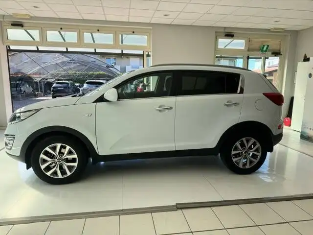 Kia Sportage view 2
