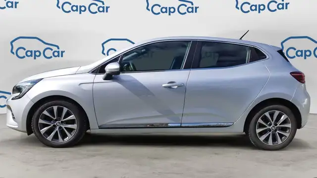 Renault Clio view 2
