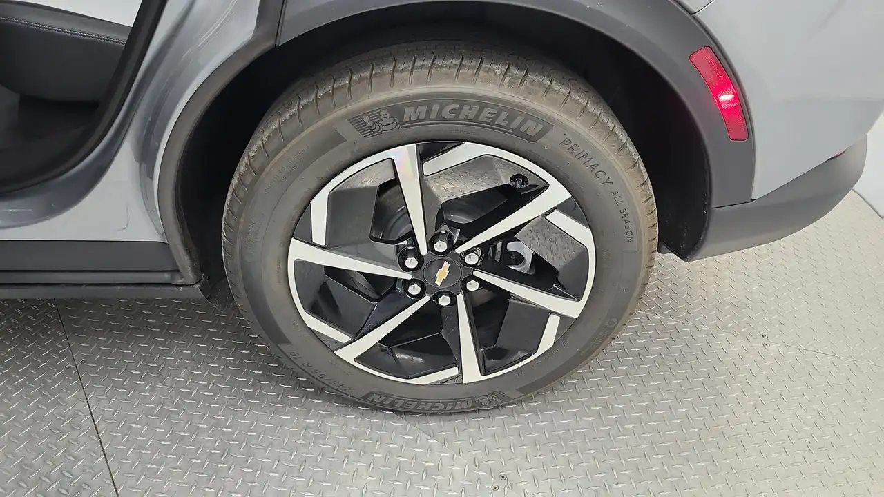 Chevrolet Equinox снимка Chevrolet Equinox
