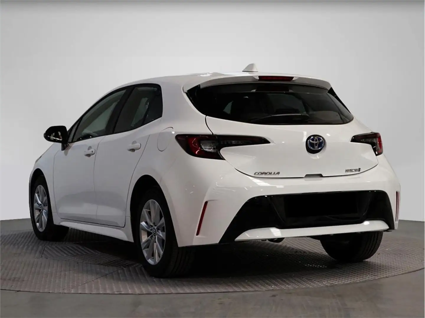 Toyota Corolla 140H Active Plus - 2