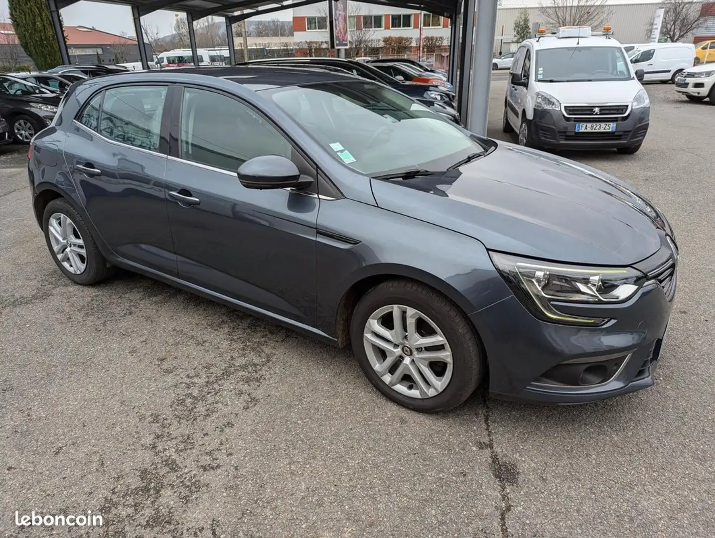 Renault Megane 1.5 dCi 110ch energy Business EDC Grigio - 2