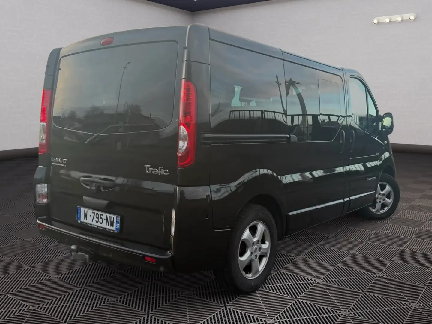 Renault Trafic Passenger Black Edition Schwarz - 2