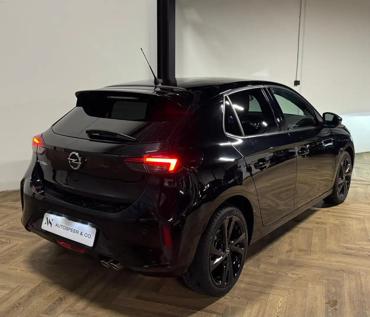 Opel Corsa 1.2 GS Line PANO CAM KEYLESS Noir - 2