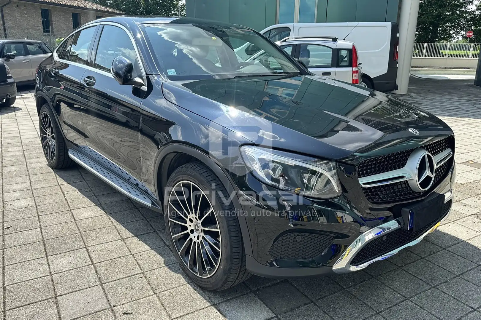 Mercedes-Benz GLC 250 GLC 250 d 4Matic Coupé Sport Schwarz - 2