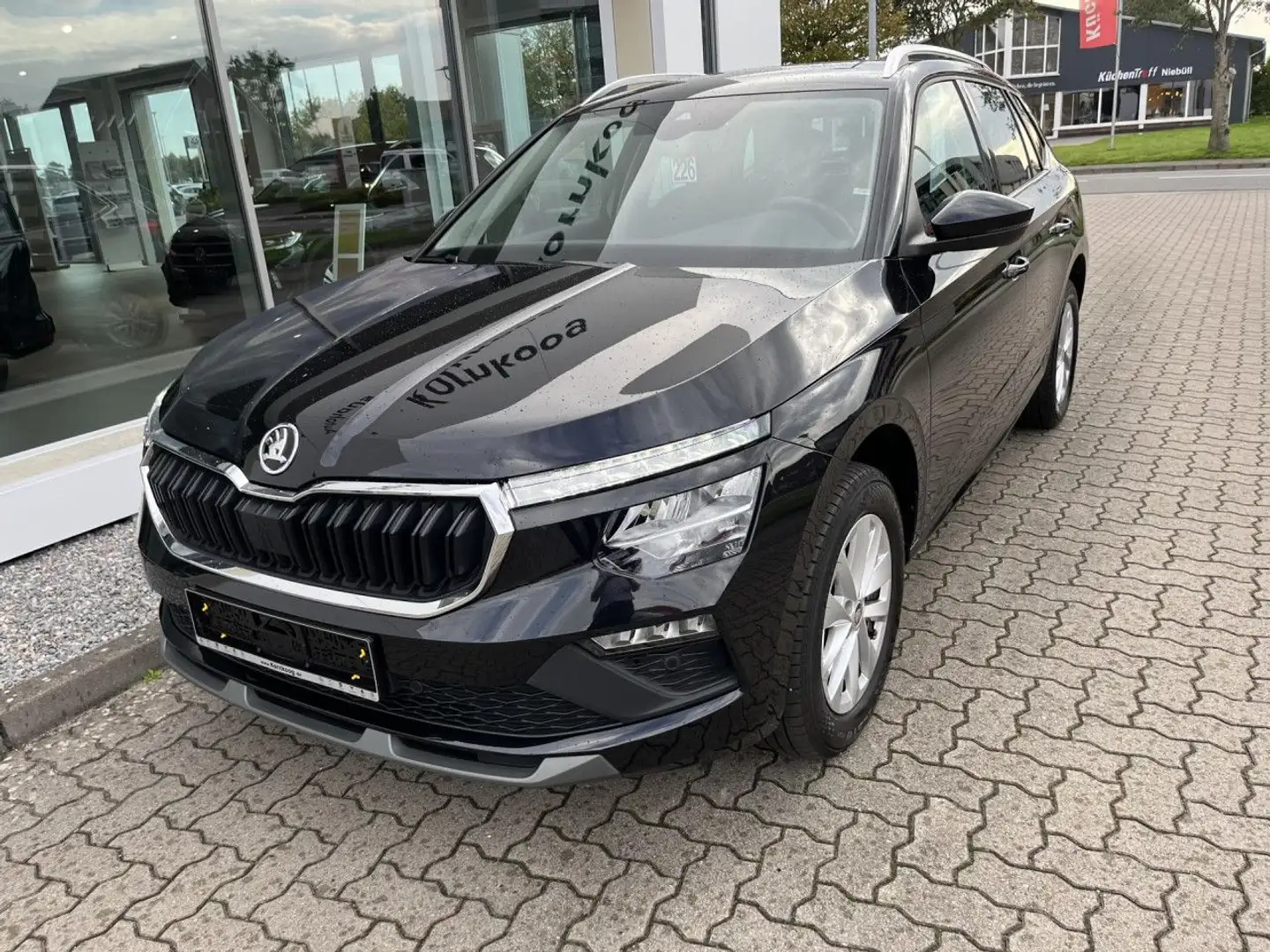 Skoda Kamiq 1.0 TSI Selection DSG App ACC Kamera LED Schwarz - 2