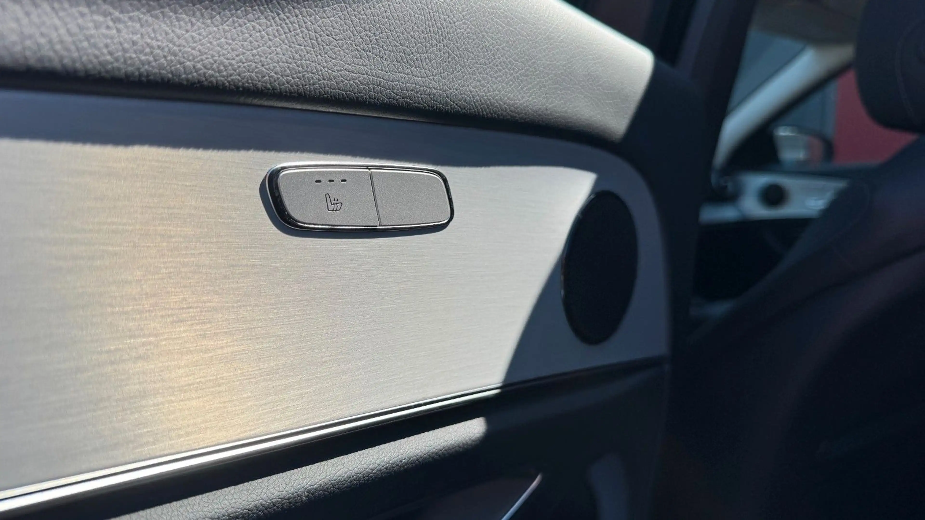 Mercedes-Benz E 450 T 4M Avantgarde Standheizung LEDER LED 360 — photo 9