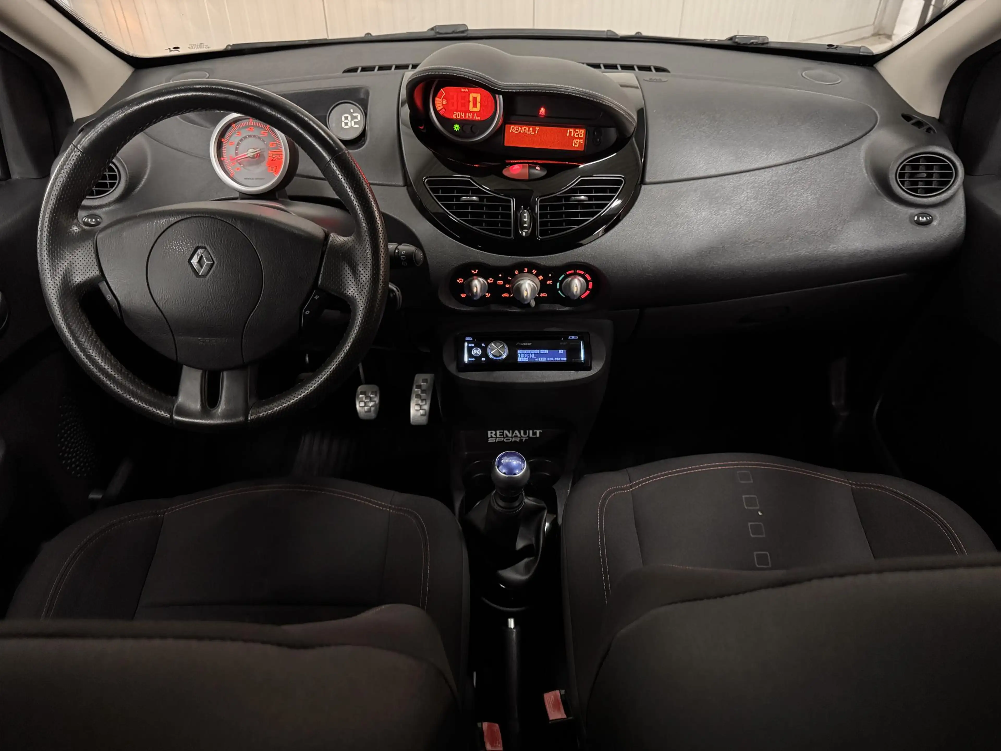Renault Twingo 1.6 16V RS ORIGINELE-NED.-AUTO VOL.-ONDERH. AIRCO — photo 3