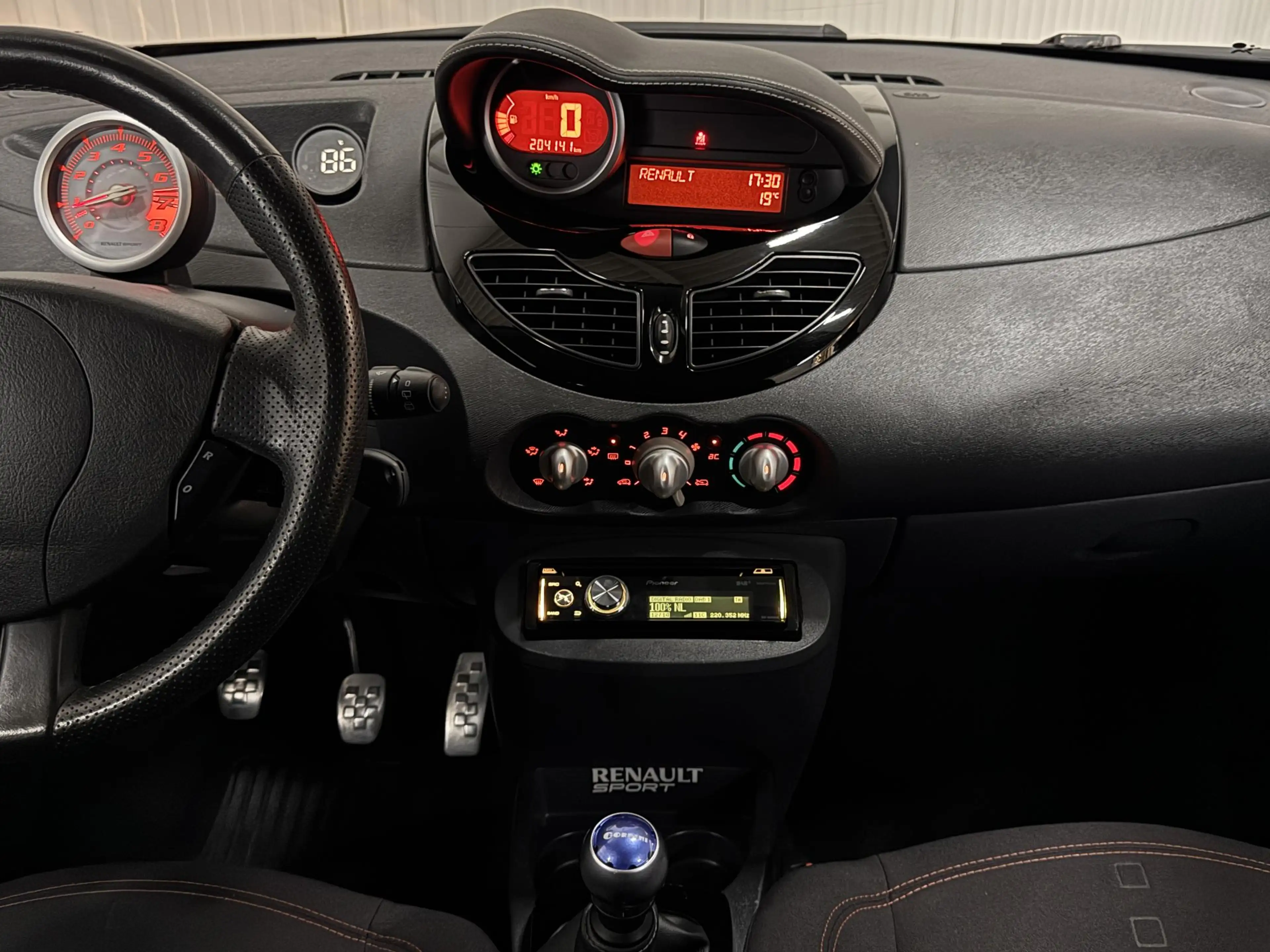 Renault Twingo 1.6 16V RS ORIGINELE-NED.-AUTO VOL.-ONDERH. AIRCO — photo 9